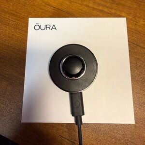 Gen3 Horizon Silver Oura Ring size 9